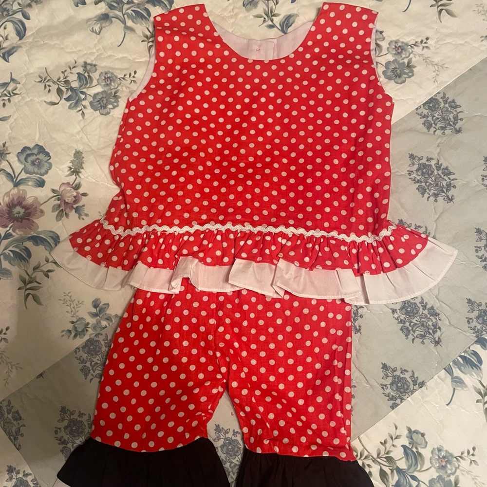 Little girls smoked outfit